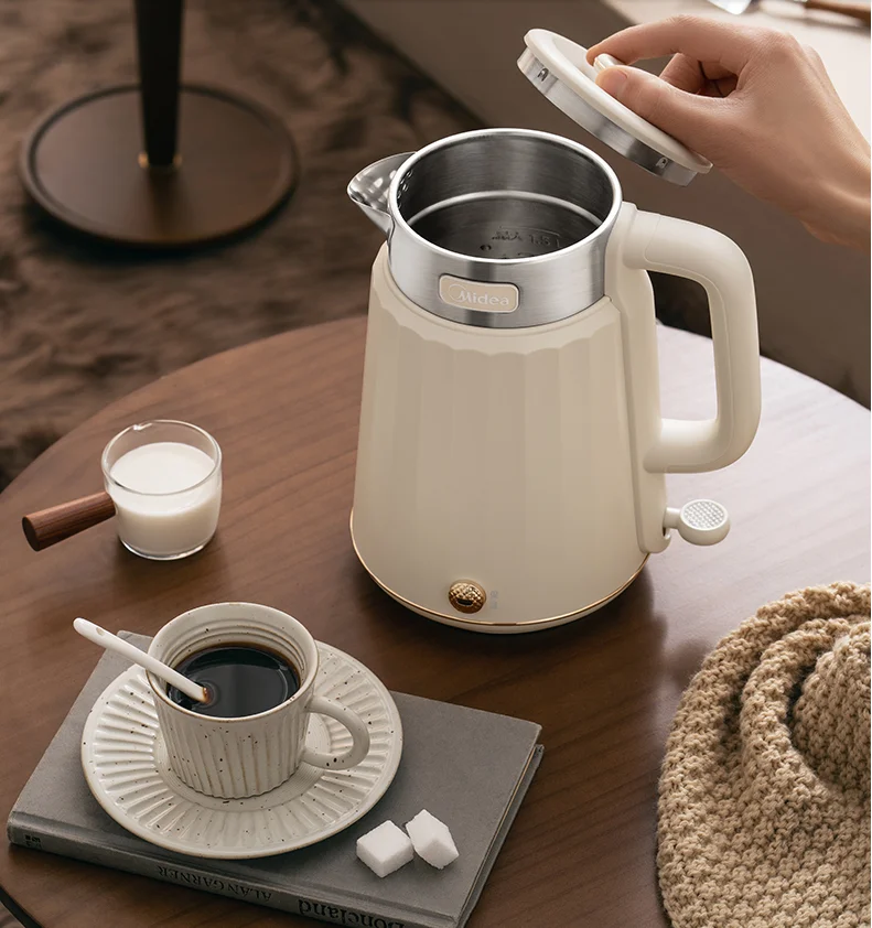 

1500ML Electric Kettle Household Stainless Steel Inner Home Appliance 220V Water Boiling Pot Kettle With Preservation Function