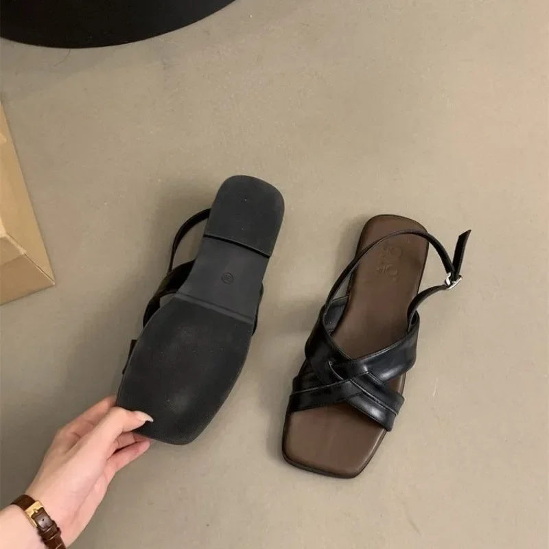 

Pop Women's Summer Wear New Beautiful Vacation Seaside Soft Flat Beach Shoes