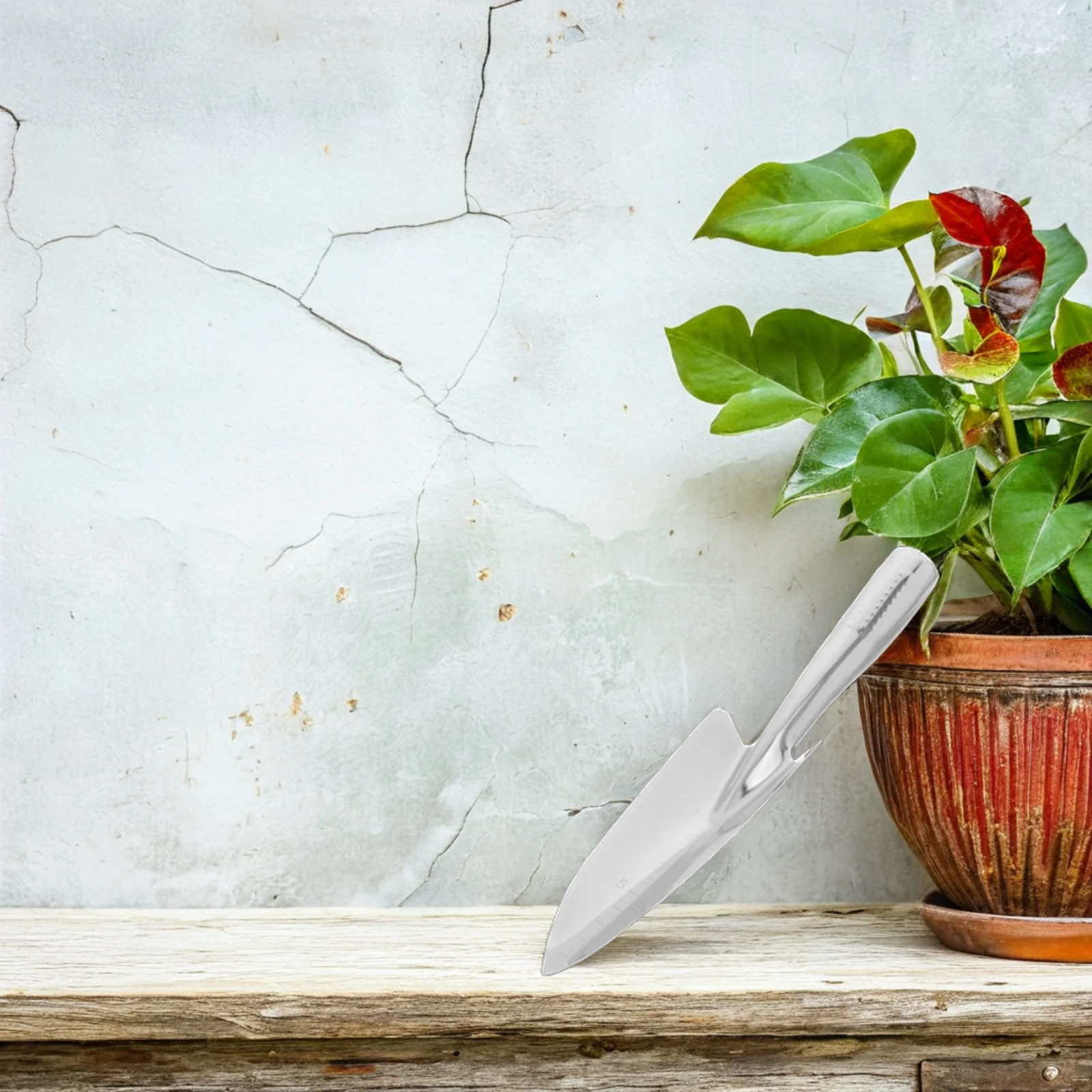 

Stainless Steel Garden Hand Trowel Ergonomic Grip Durable Digging Tool for Flower Pot Balcony Backyard Gardening Planter Spade