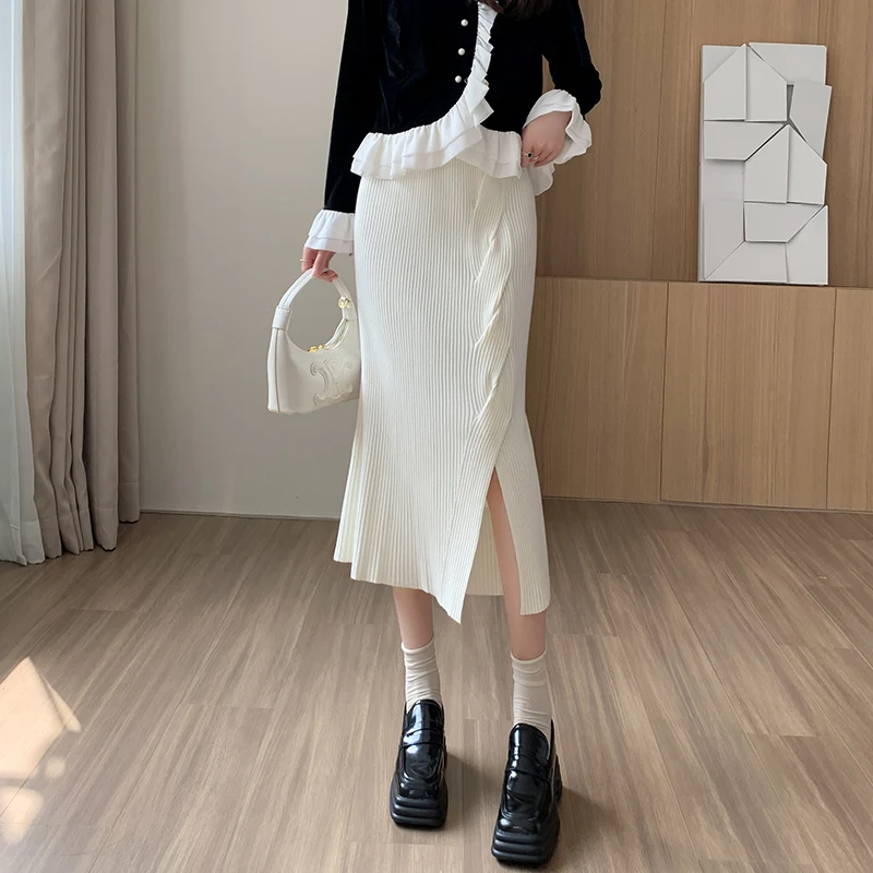 New Autumn Winter Women High Waist Slim Long Skirt High Quality Fashion Twisted Split Hem Solid Color Knitted Skirt