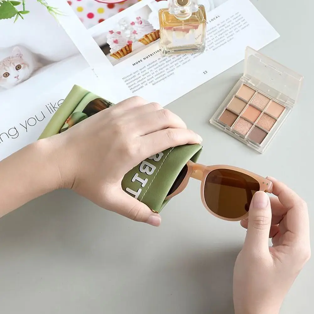 

Rabbit Self-closing Glasses Bag Letter Print Rabbit Lipstick Bag Cosmetic Lipstick Bag PU Leather Cartoon Mini Coin Purse