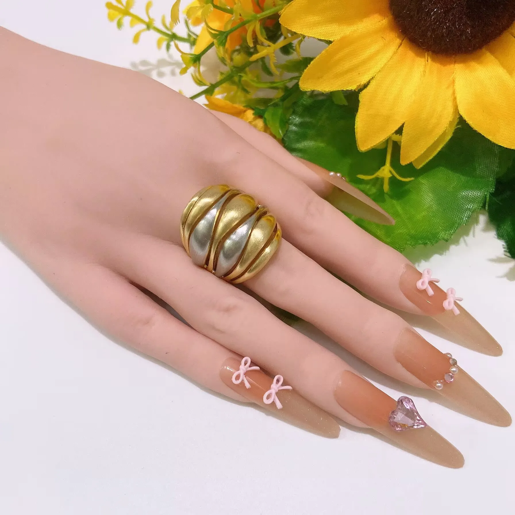 Yulaili Fashion Two…