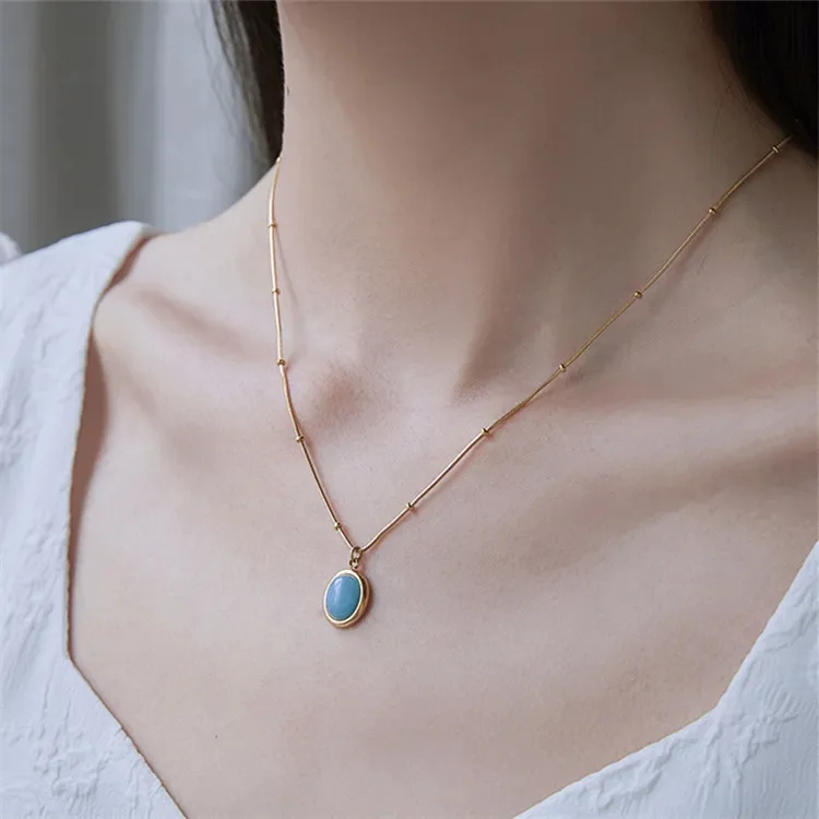 Vintage Light Luxury Oval Natural Necklace Pendant Blue Star Sea Simple Temperament Elegant Design Sense Collar Chain