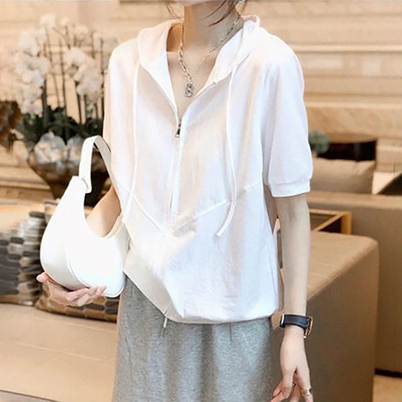 칭다오 브랜드 한국 슬레 여성 티셔츠 또는 스웨트셔츠 루즈핏 순면 화이트 탑 여름 캐주얼 웨어 출퇴근 패션