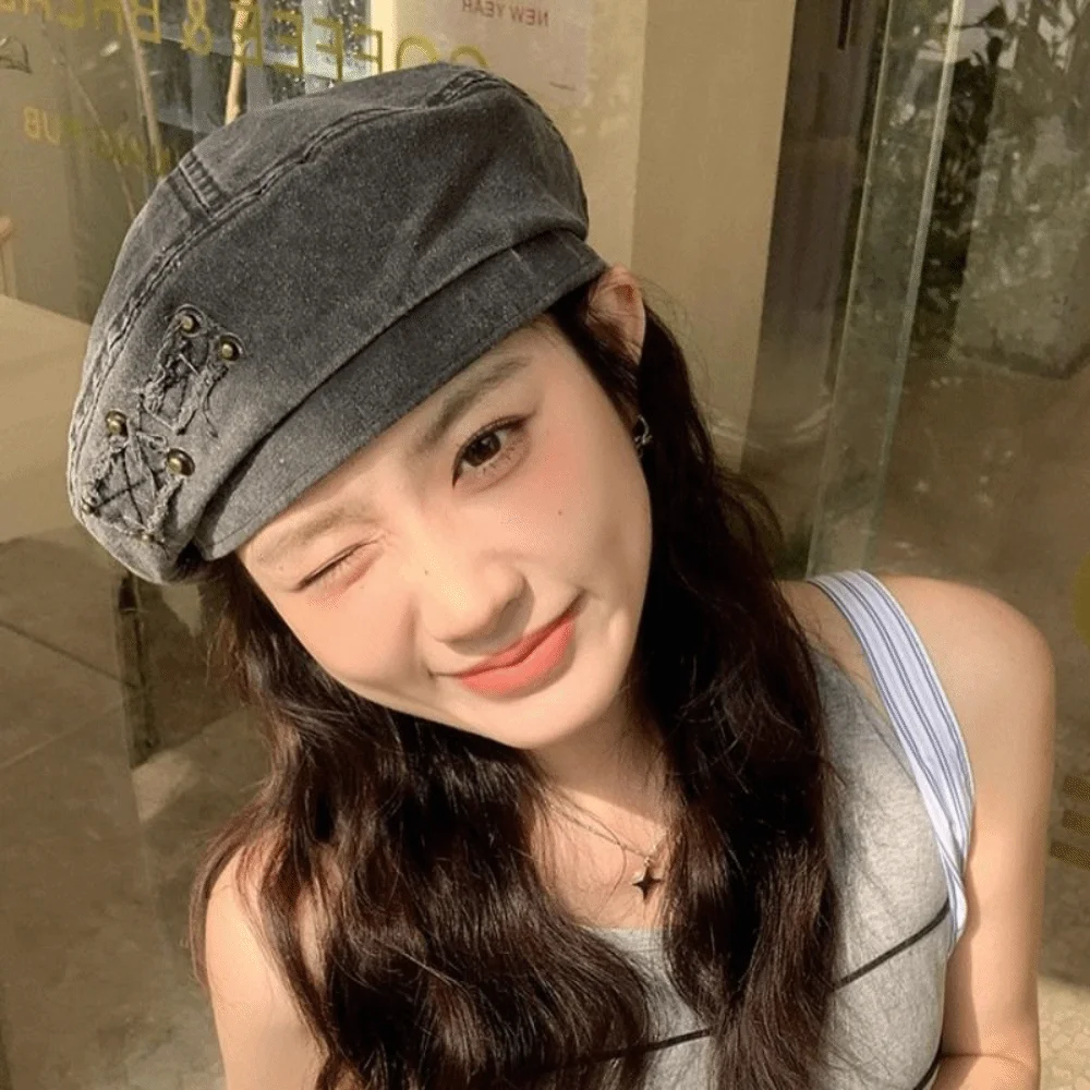 

Personality Japanese Style Washed Cotton Demin Berets Retro Rivet Patch Painter Hat Khaki Literary Artist Cap Outdoor
