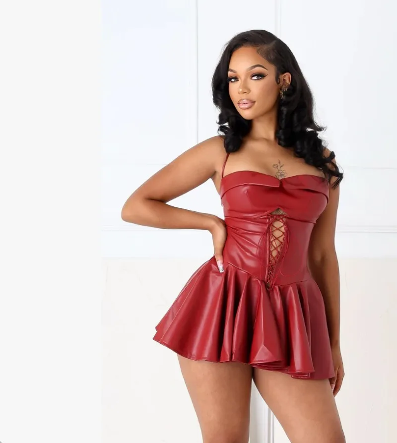 Minivestido plisado de encaje calado para mujer, vestido Sexy de cuero PU sin tirantes con cuello Halter y espalda descubierta con cremallera, ropa de noche ajustada para discoteca, Vestidos de fiesta