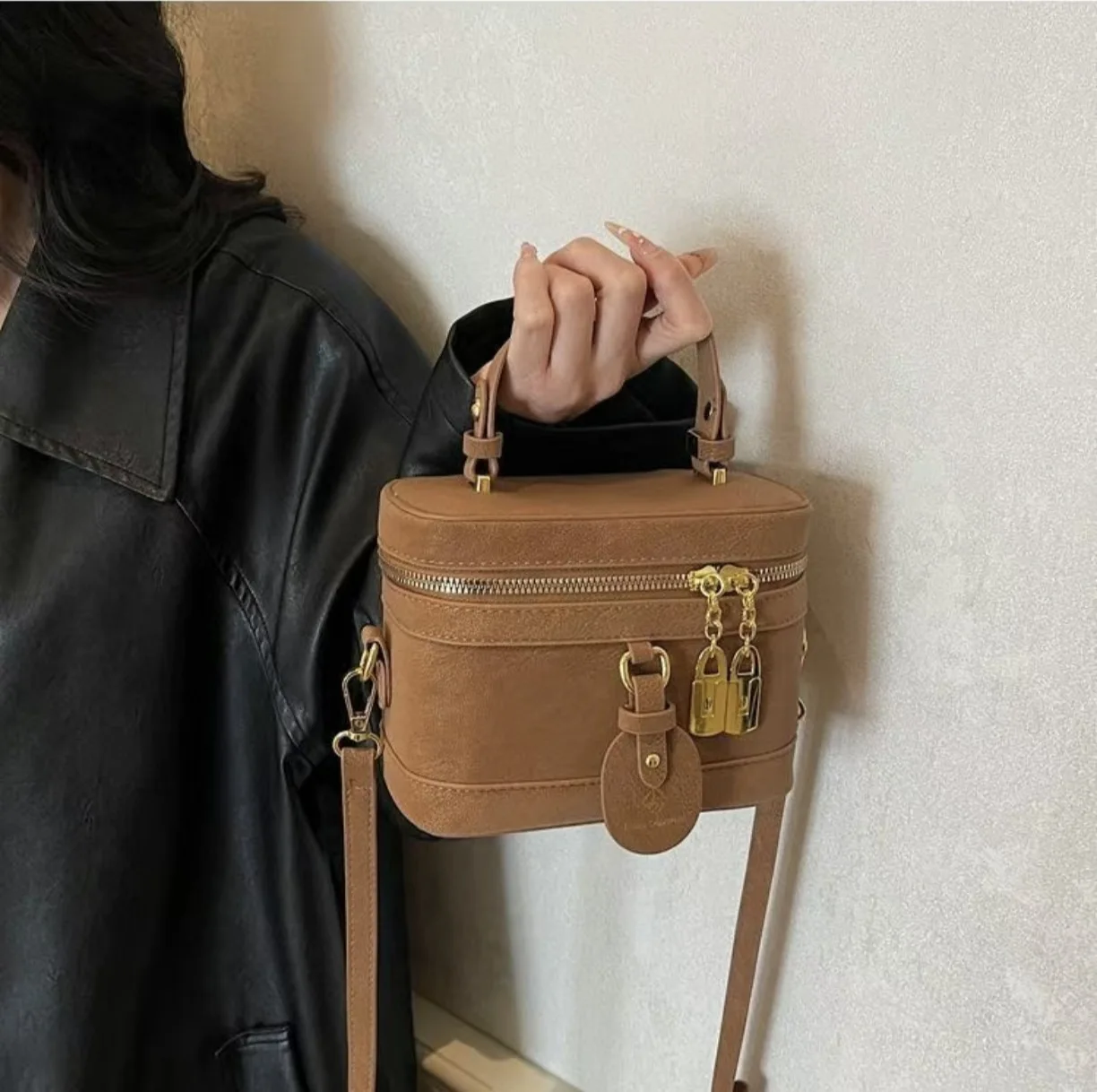 Niche Mini Box Bucket Crossbody Bag 2026 Summer Trendy Versatile Women Small Shoulder Purse - view 5