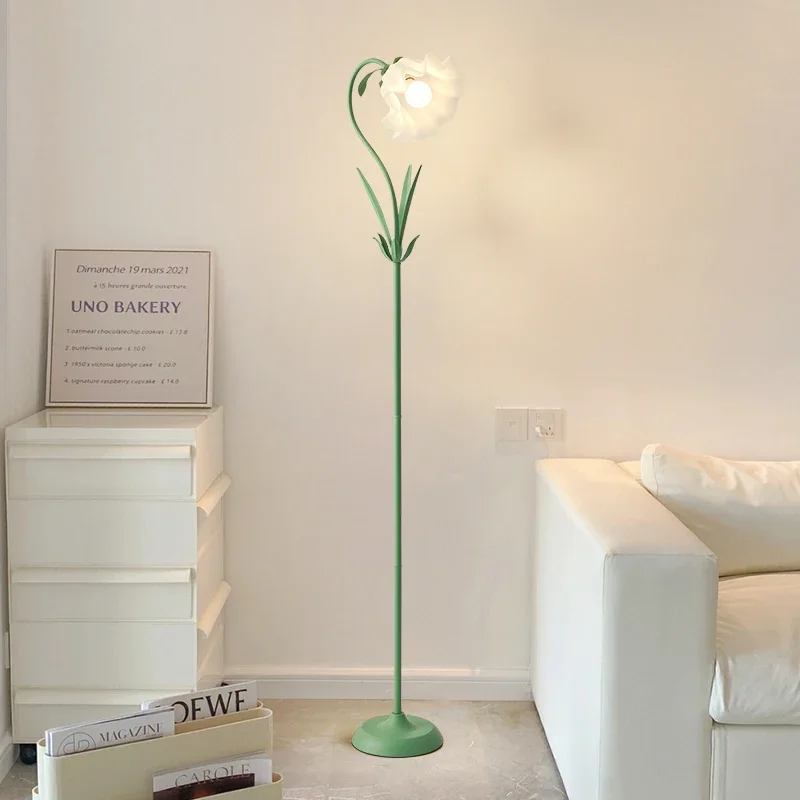 

Living room Nordic floor lamp French countryside flower living room bedside lamp Wind Chime Orchid Bedroom Floor Lamp