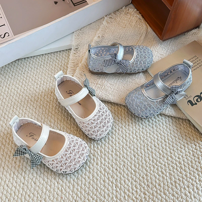 

Детские сандалии из сетки, дышащие, с боковыми бантиками, на мягкой подошве, летние, новые, 2026, для девочек, пляжные, удобные