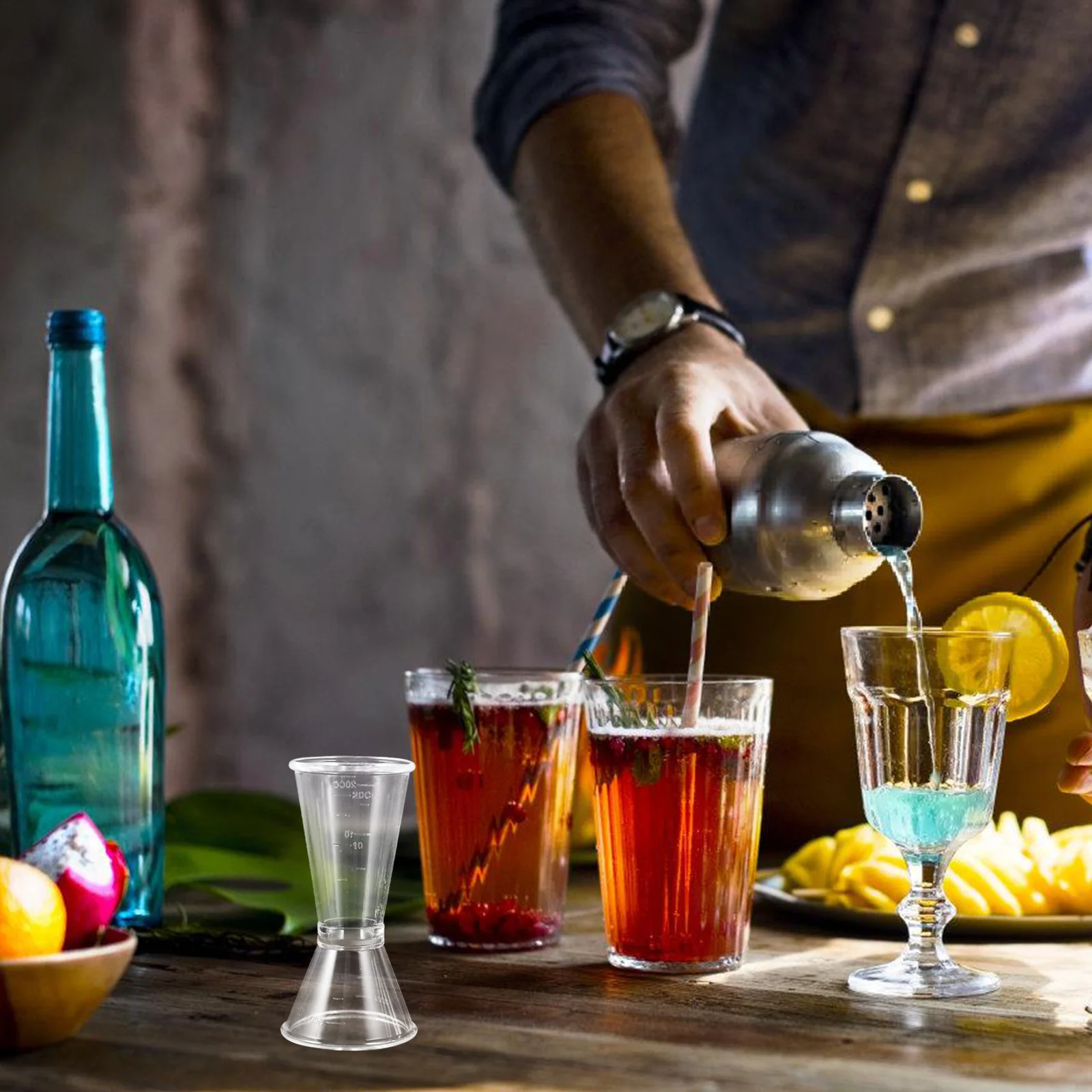 

2Pcs Bartending Jigger Resin Cocktail Measuring Tool Professional Bartender Gift Accurate Measurement Stain Resistant