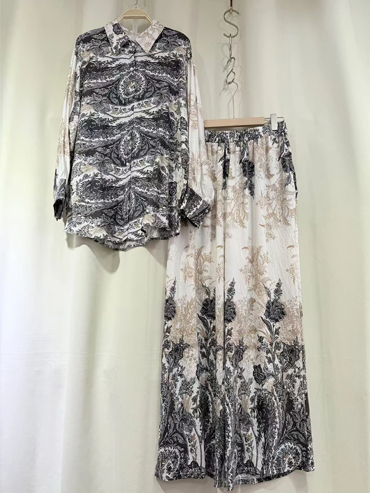 A two-piece set of retro geometric printed lapel straight shirts and loose wide-leg pants for women's wear in the autumn of 2025