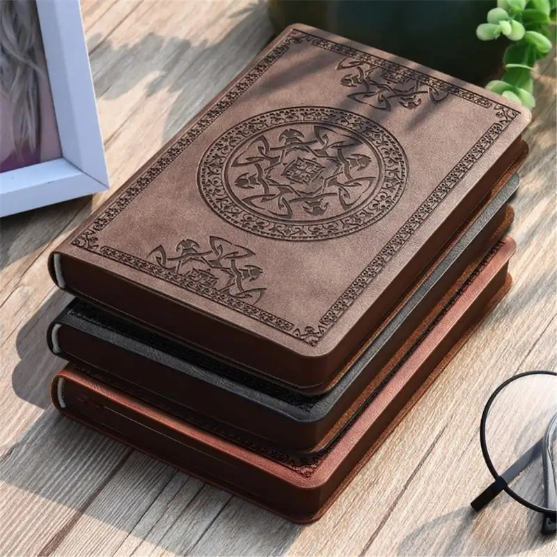 X6HB Vintage Journal Notepad Embossed Leather Notebook Thick Eye-caring Kraft Papers for Teacher Designer Journaling Writing