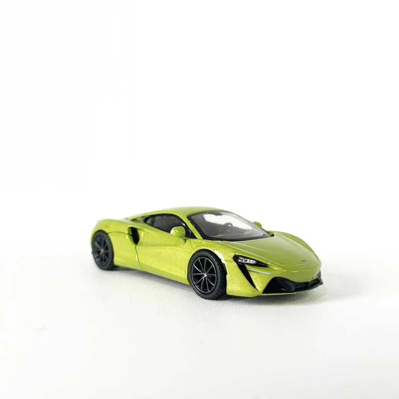 Colección de vehículos deportivos fundidos a presión de aleación de coche modelo MINIGT 1:64 # 496 LHD Verde Manzana