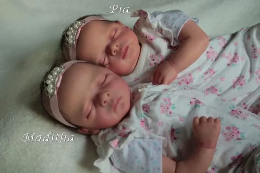 

20Inch Unpainted Reborn Doll Kit Twins Pia & Maditha with Cloth Body Soft Vinyl Unfinished Doll Parts Lifelike Bebe Doll Kit