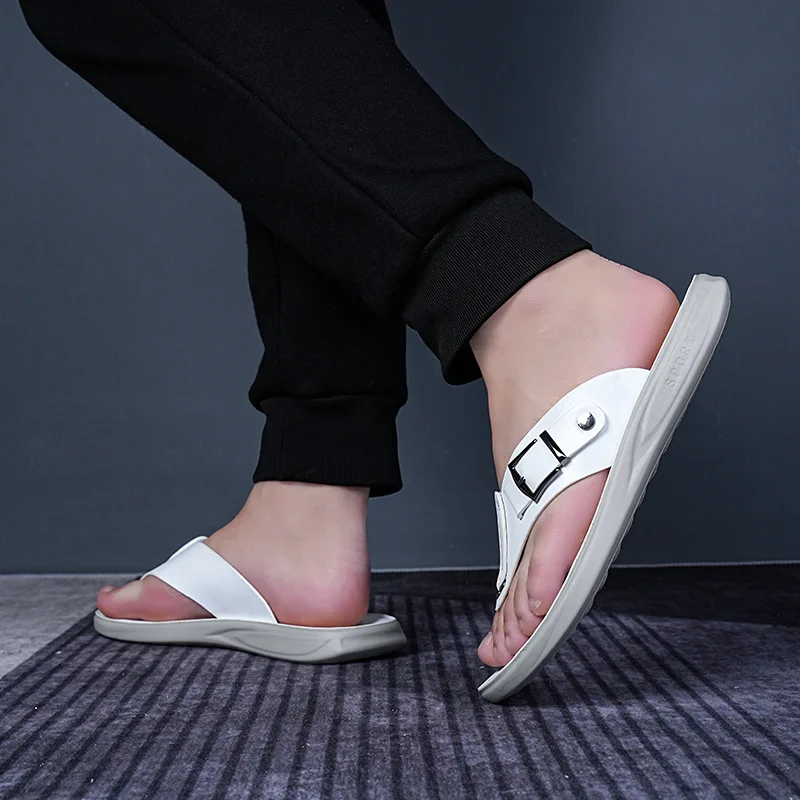 Men's Flip Flops High Quality Cowhide Leather Slippers Casual Beach Slippers for Men Non-slip Flat Slippers Summer Men's Sandals