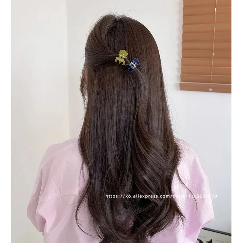 فرنسا الجنوبية مقاس صغير مع حجم شعر منخفض، غرة على الطراز الفرنسي وإكسسوارات شعر الأميرة #4