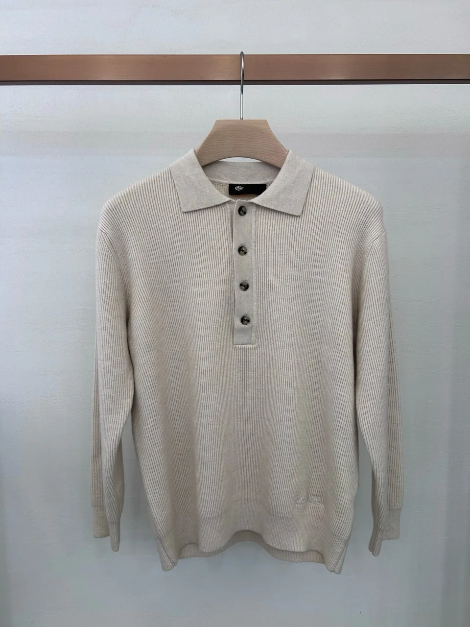 

Мягкая, комфортная мужская шерстяная вязаная рубашка с длинным рукавом и воротником, простая, элегантная, высококачественная, приятная на ощупь, повседневная, для ношения под одеждой.