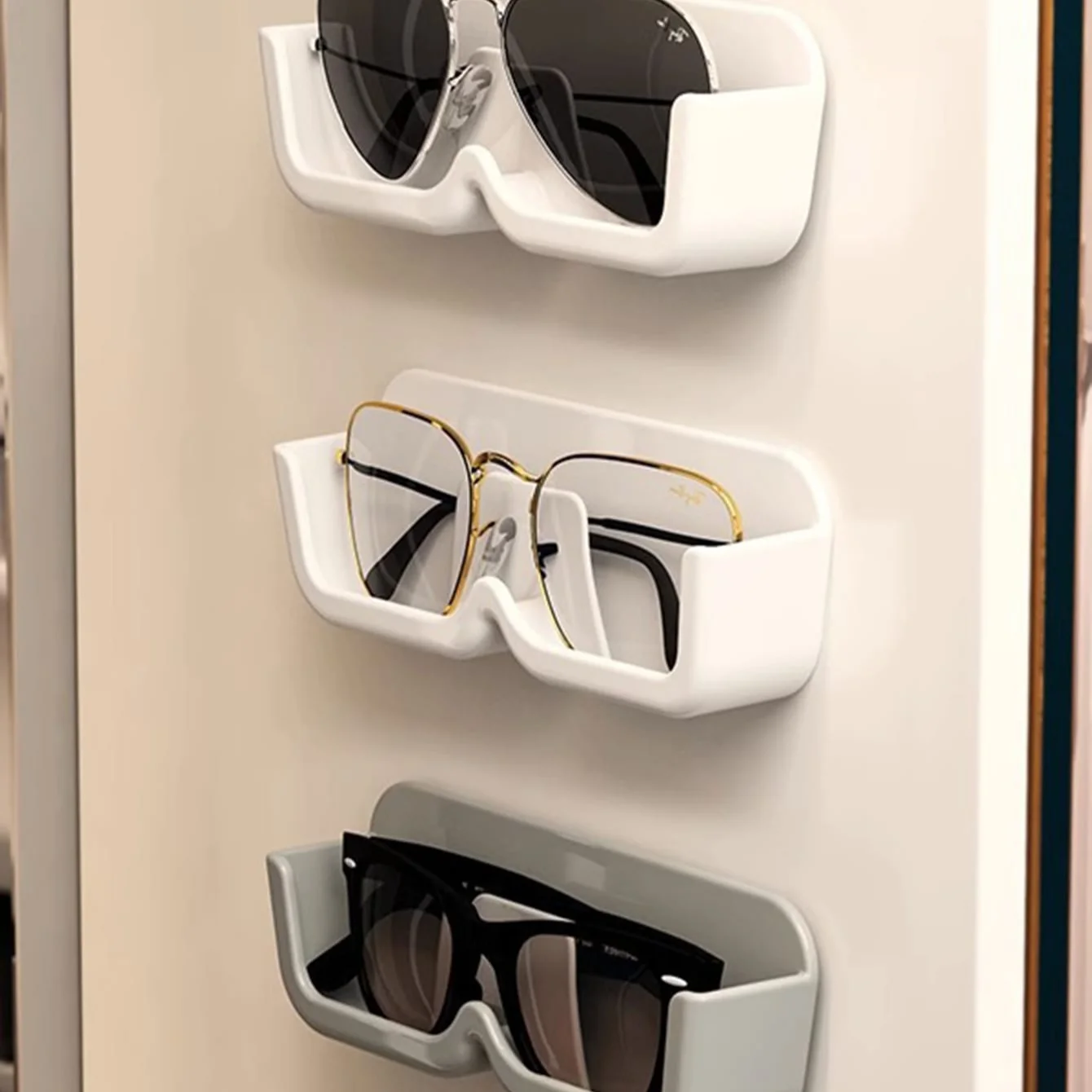 1 glasses storage boxed sunglasses frame without drilling, suitable for the storage and display of glasses