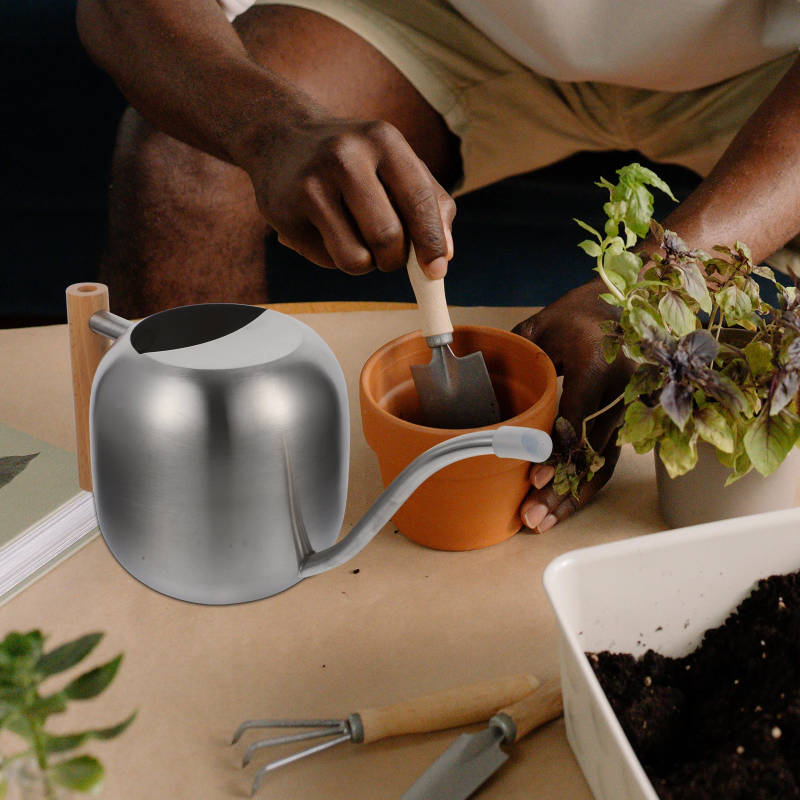 

Stainless Steel Watering Can Large Opening Ergonomic H Garden Tool Silver Small Sprinklers Plant Pot Soil