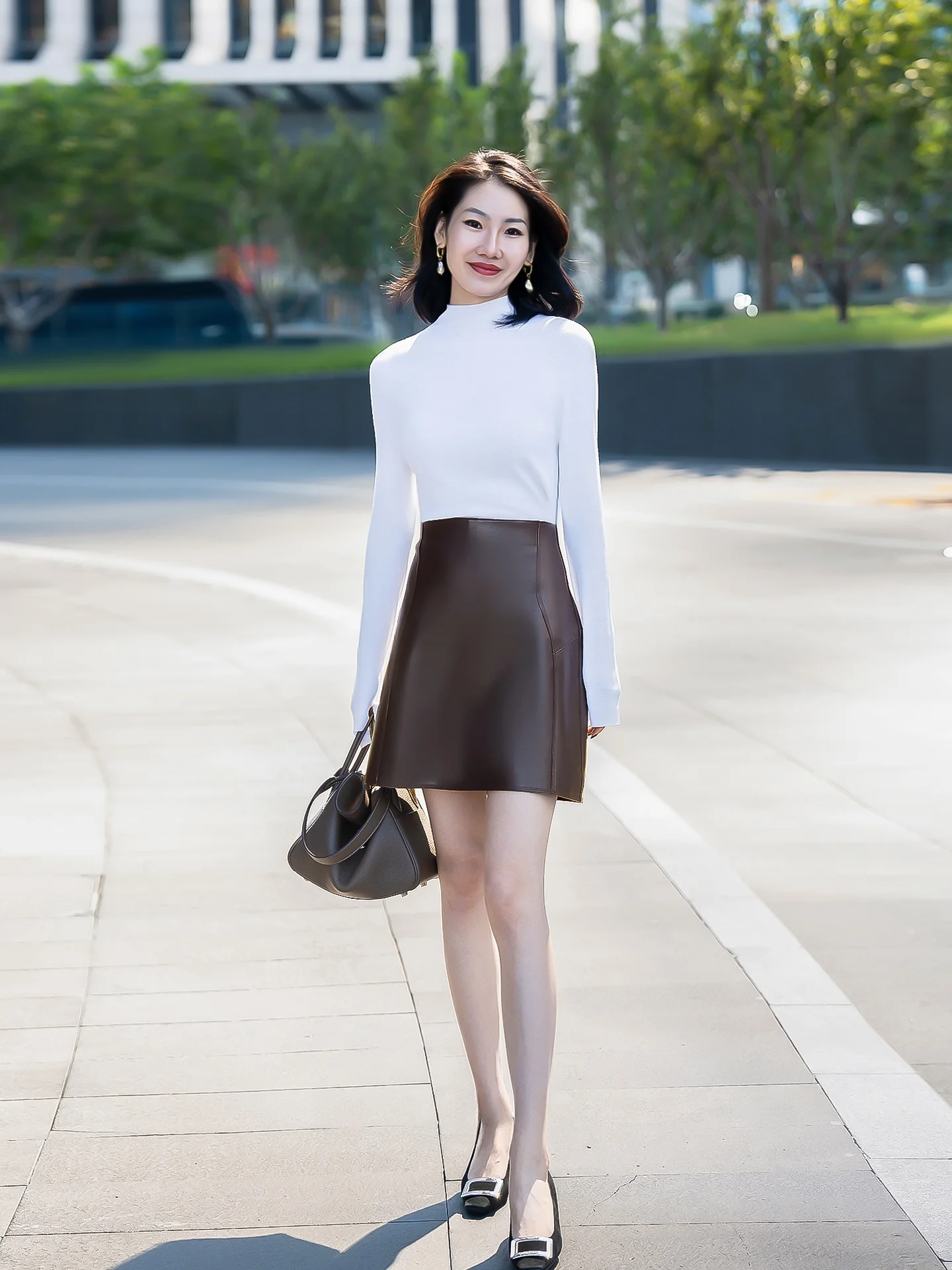 

Женский свитер LadyJ из высококачественной шерсти 80S (Янчжоу), вязаный, с высоким воротником, мягкий, теплый, для повседневной носки