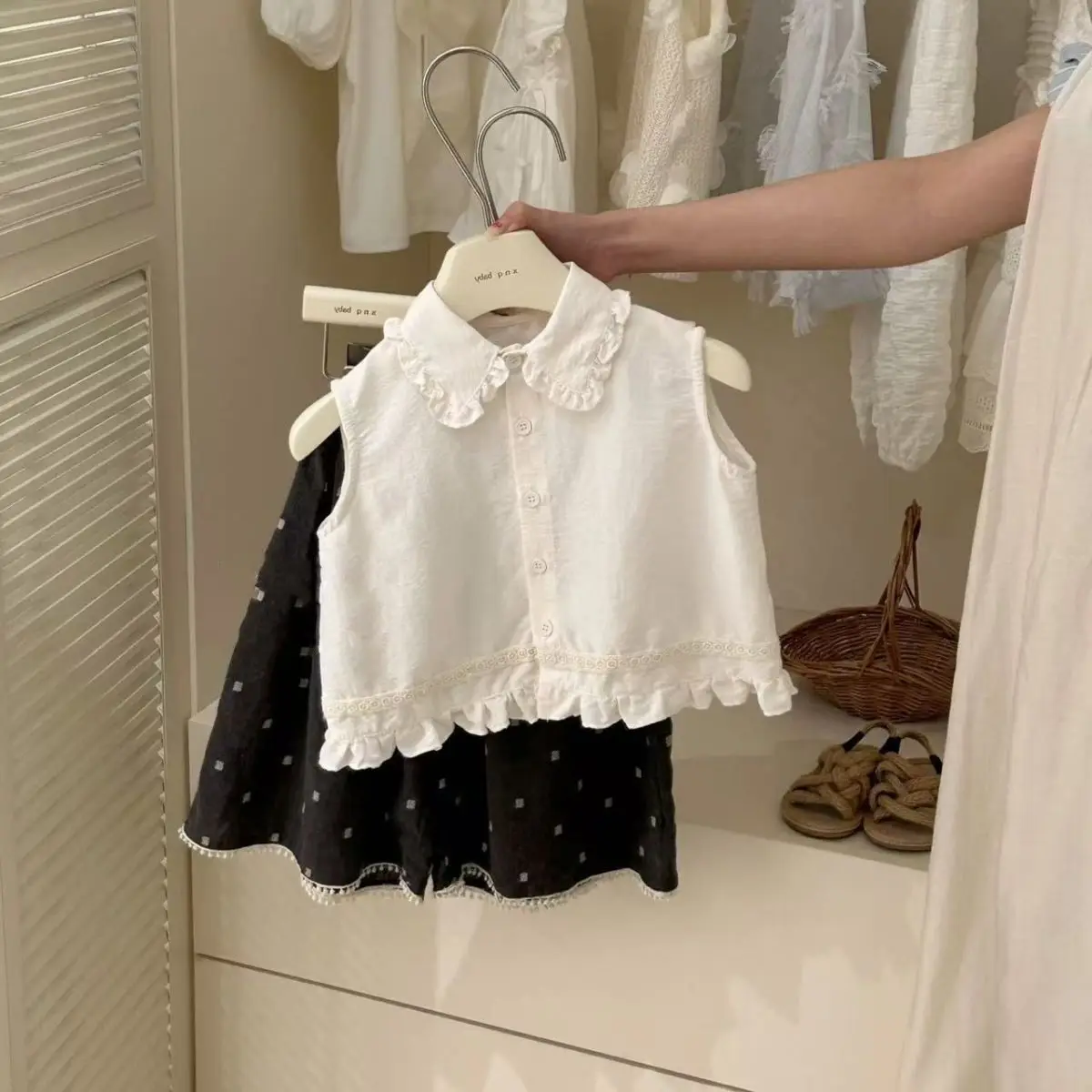 

Girls' Set Summer Children's Lace White Stylish Doll Neck Top+Wide Leg Pants 2-piece Set