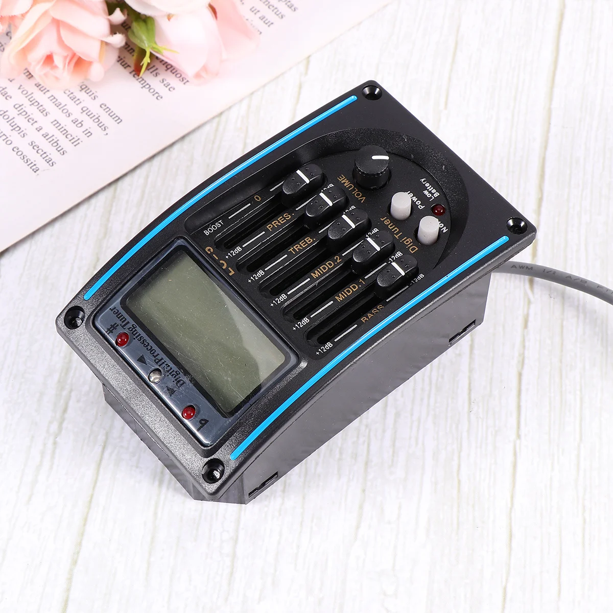 

1Pcs Guitar Pickup Lc-5 Professional Preamp Piezo Pickup Sound Equalizer Control Volume Musical Instrument Accessory
