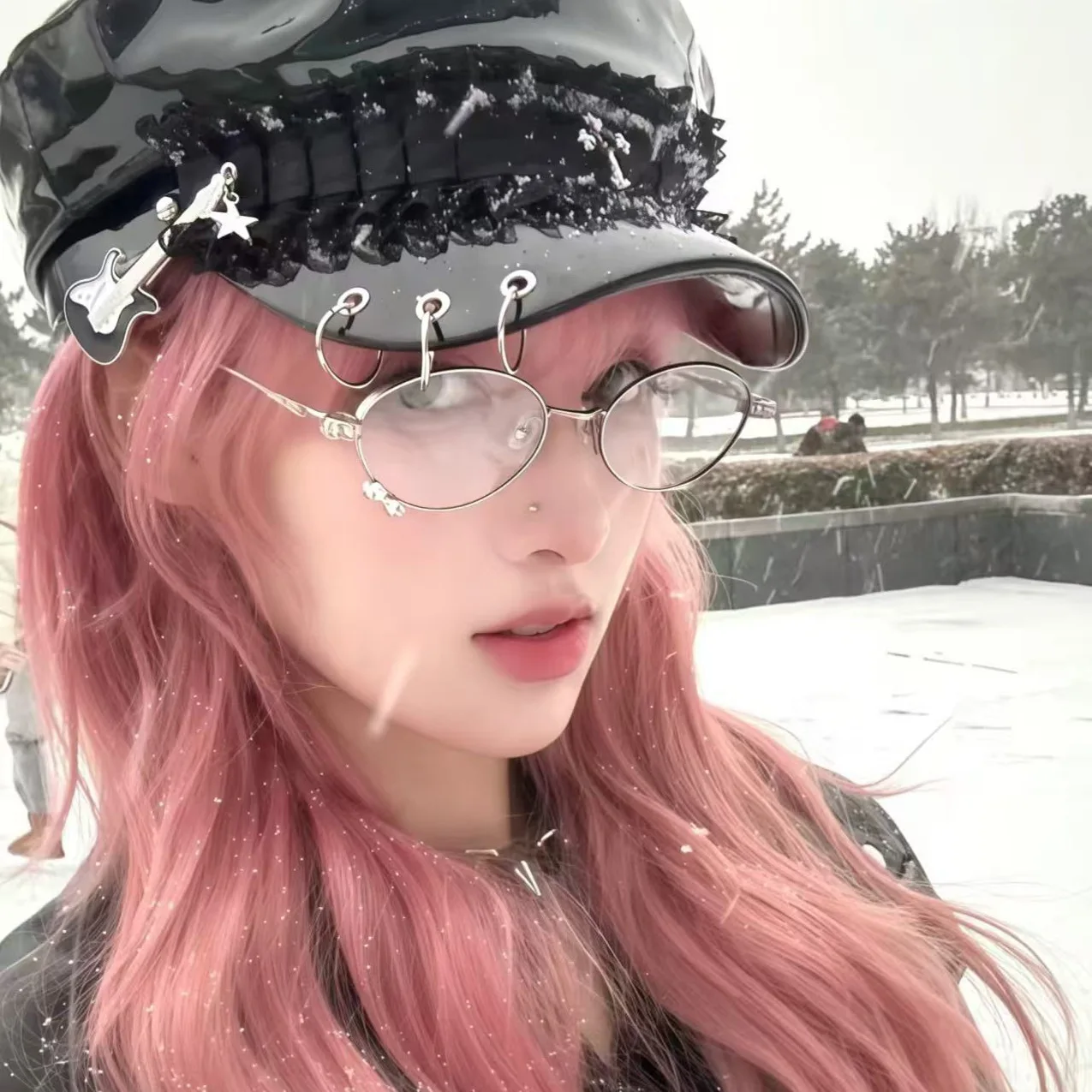 Oculos-de-sol-estilo-coreano-para-mulheres-com-decoracao-de-strass-forma-oval-Oculos-de-sol-femininos-estilo-campus