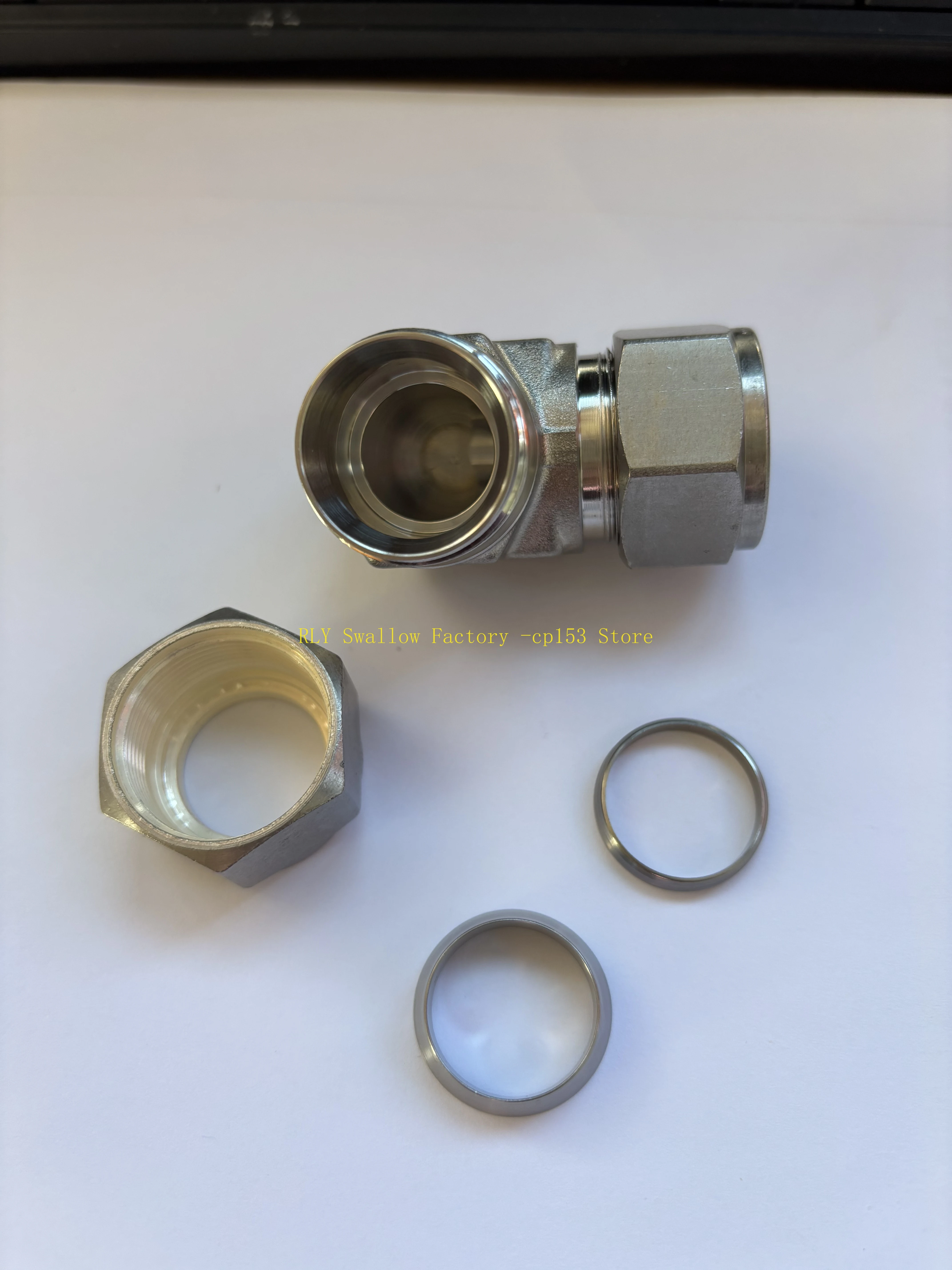 Stainless Steel Ferrule Fittings SS-1210-9 3/4 OD 90 Degree Union Elbow