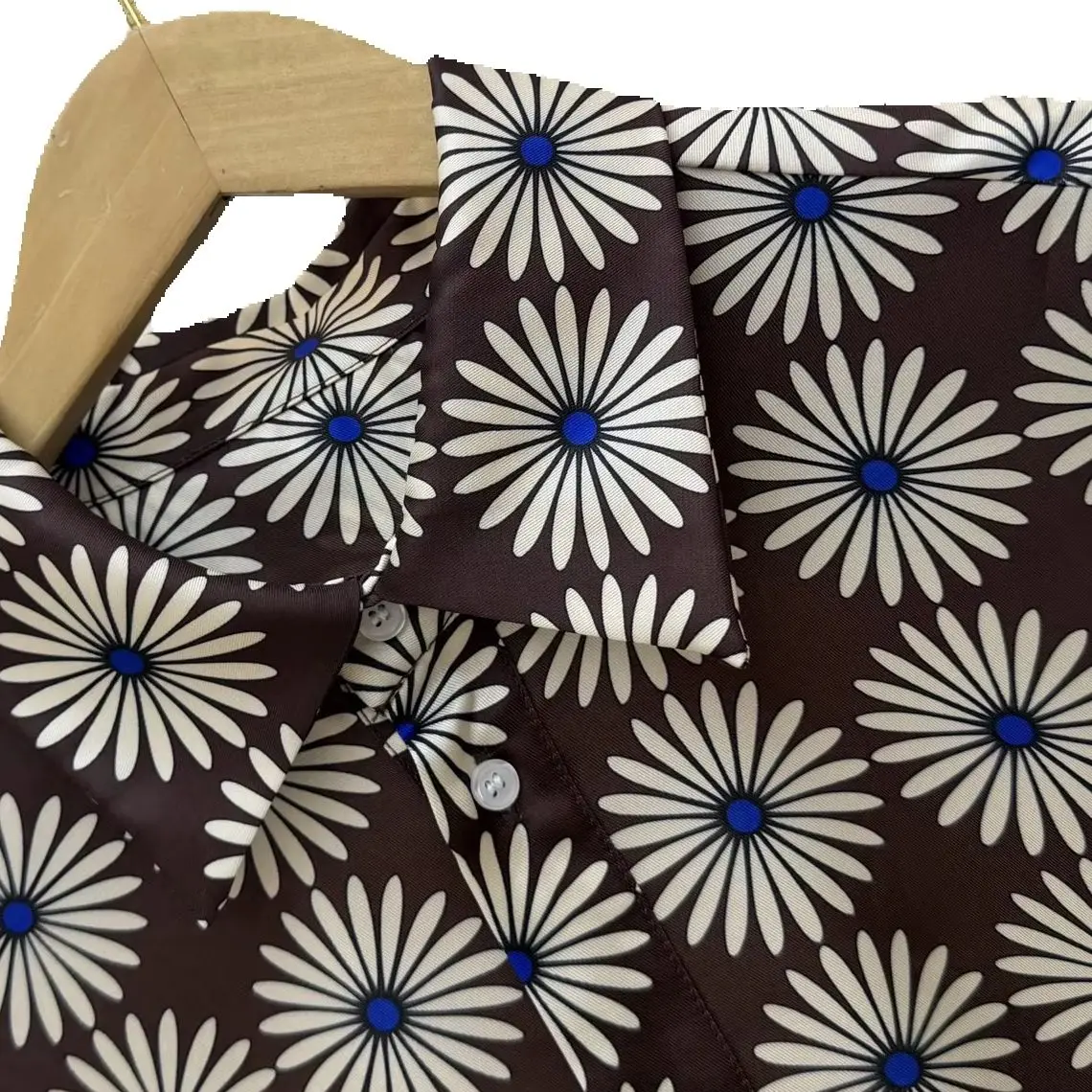 

Spring/Summer Women Turn-down Collar Long Sleeve Daisy Print Shirt Single Breasted Loose Casual Fashion Top