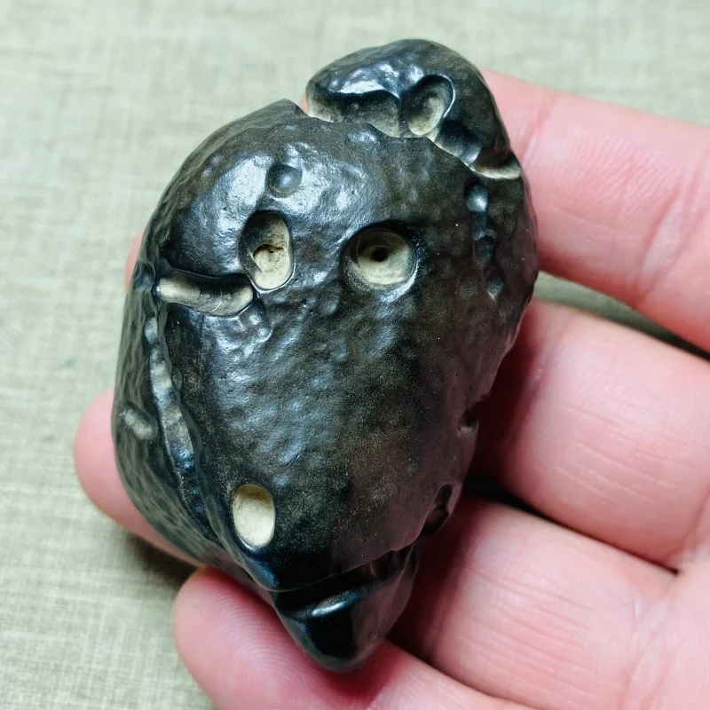

Natural Black Stone with Human Face Pattern - Rare Raw Mineral Specimen Collectible Decor Stone