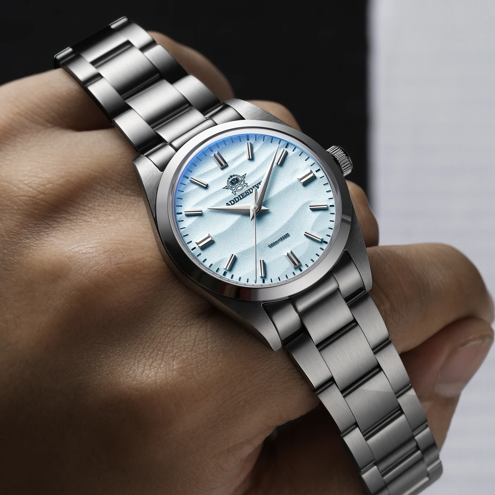 ADDIESDIVE Top Brand Men Quartz Watch Simple Stainless Steel Bubble Mirror Pot Cover Glass 100M Dive Watches AD2030 Reloj Hombre