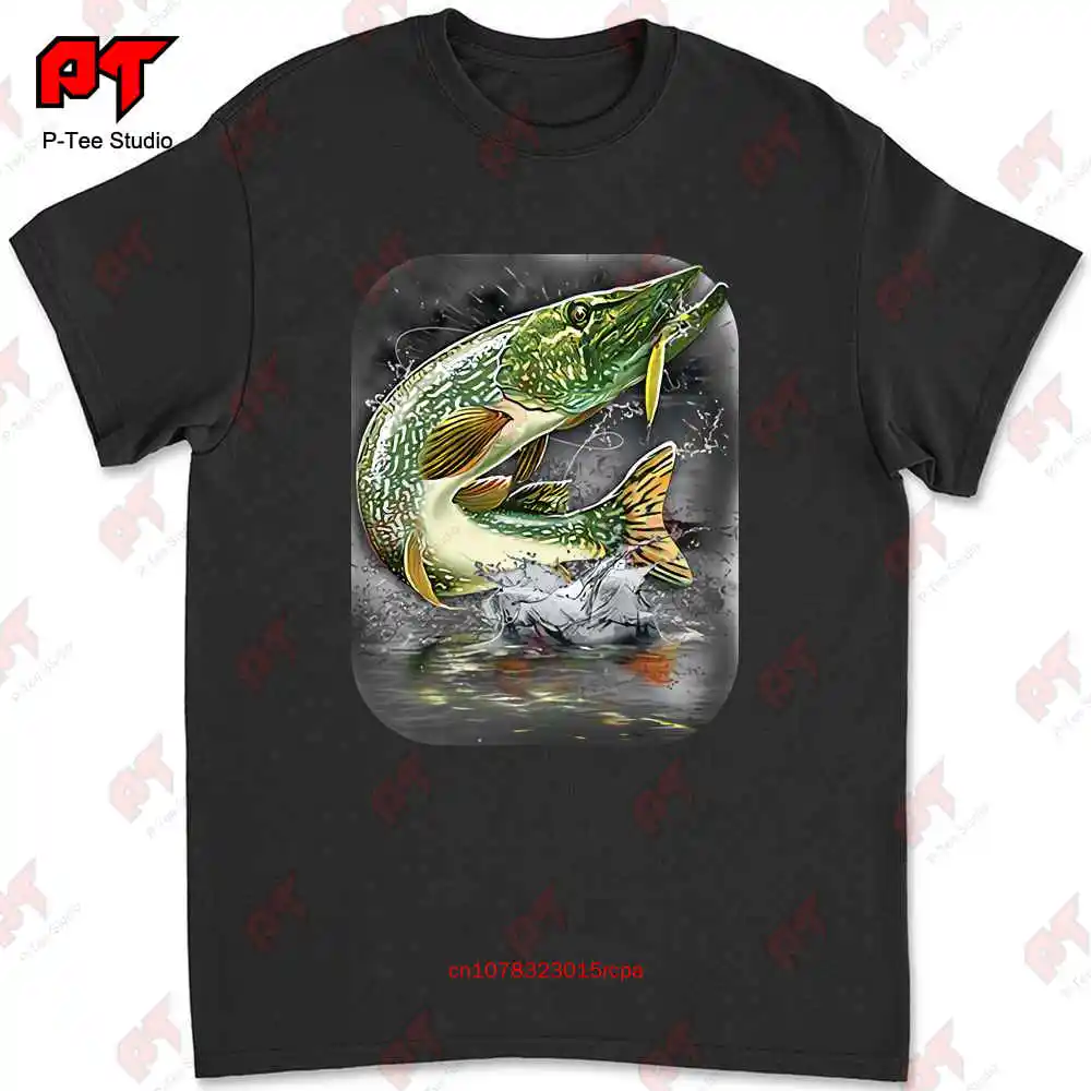 Fishing Fishermen Pike Jumping After Lure 2 Sides T-shirt QM3K