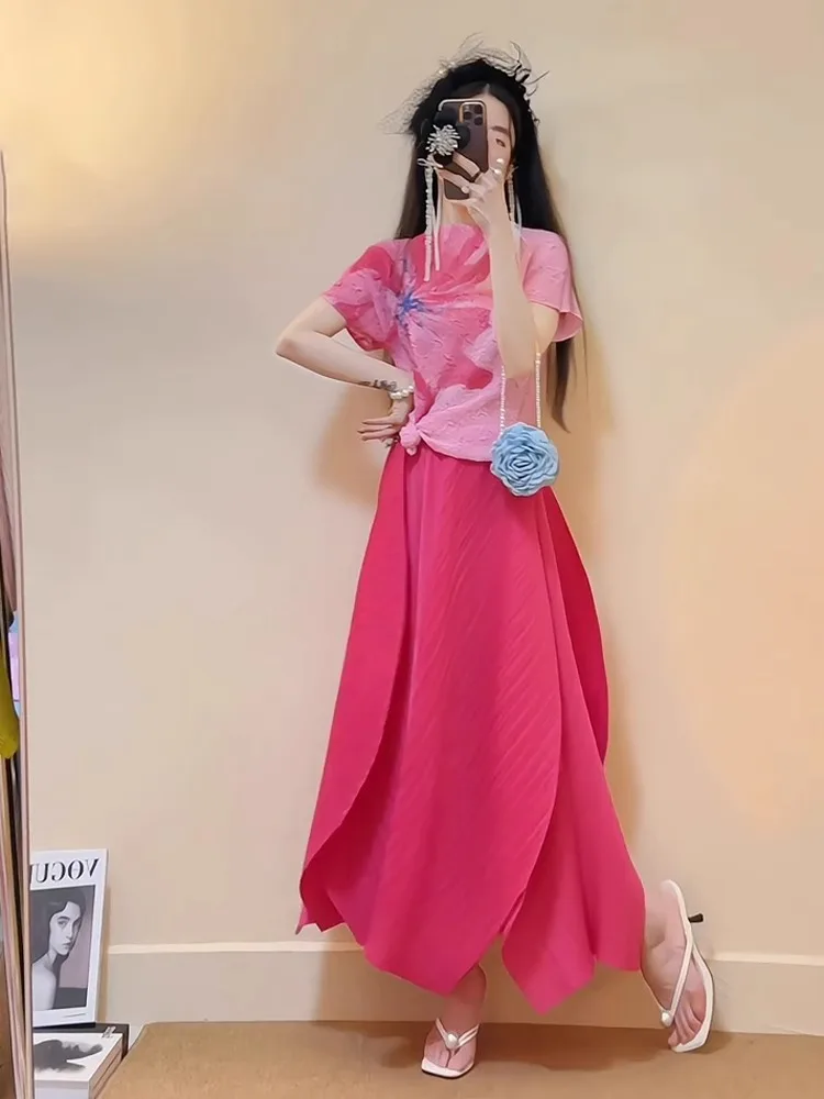 

Summer Fashion Printed Slim Fit High Waist Skirt Set High Waist Pleated Slimming Midi Skirt And Simple Top Two Piece Set