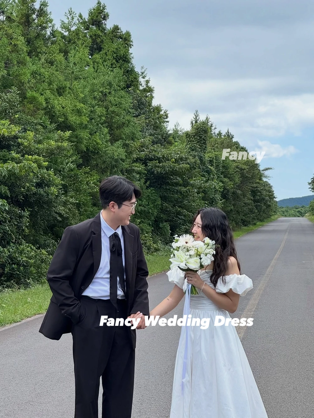 Fancy Simple Sweetheart Korea Wedding Dress Taffeta Remove Sleeves Bridal Gown Floor Length Back Corset Customized