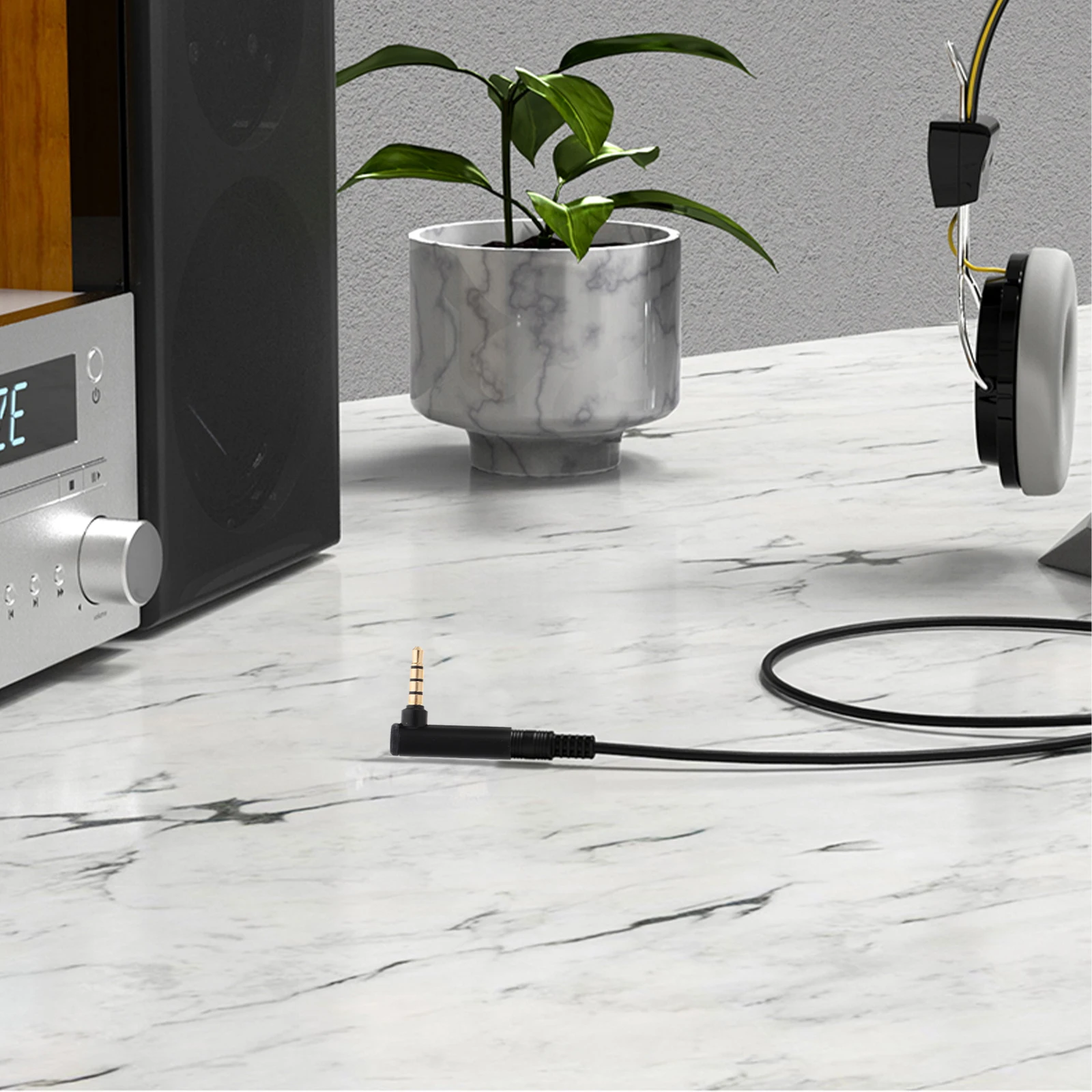 

Aluminum Alloy Male To Female 90 Degree Black Durable Gold Plated Easy Connect For Smartphone Computer Audio Player Use 3.5Mm