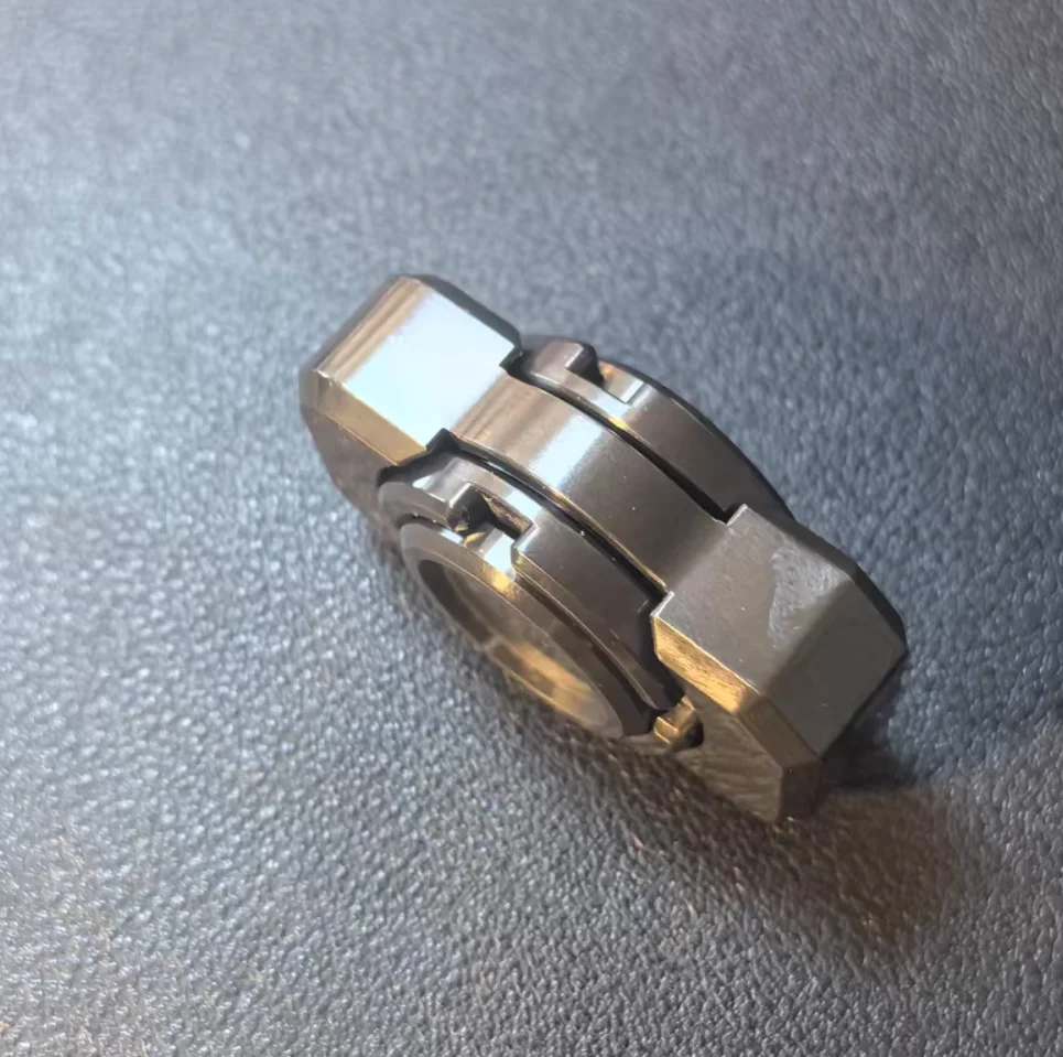 Used EDC CC EDC Zirconium Alloy Polishing Square Inches Fingertip gyroscope Decompression toys