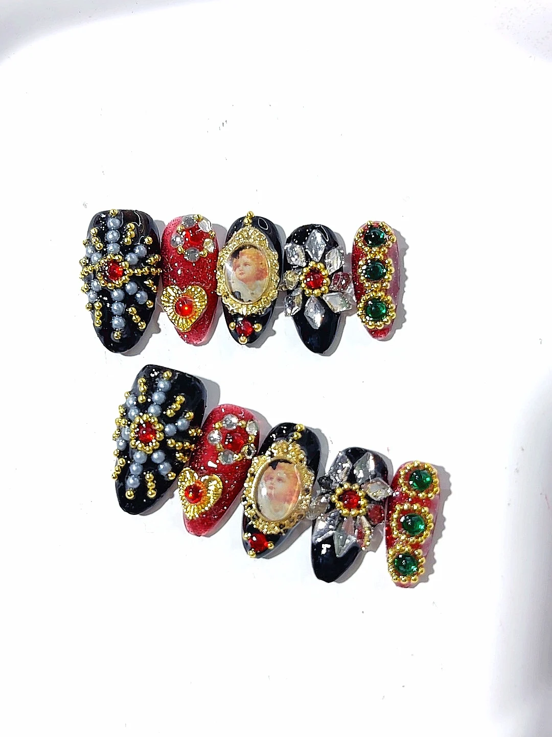 Vintage strass portret amandel pers op nagels (L162)