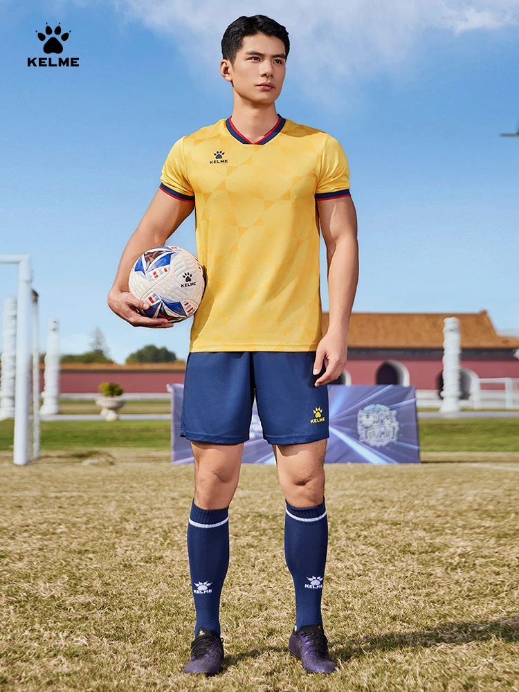

Kelme Men's Football Uniforms Customized Football Game Team Uniforms Outdoor Sports Breathable Short-sleeved Football Suit