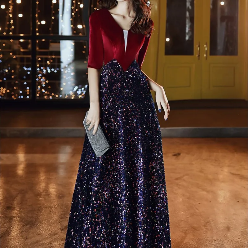 

Host new high-grade light luxury small crowd banquet temperament dignified atmosphere dress