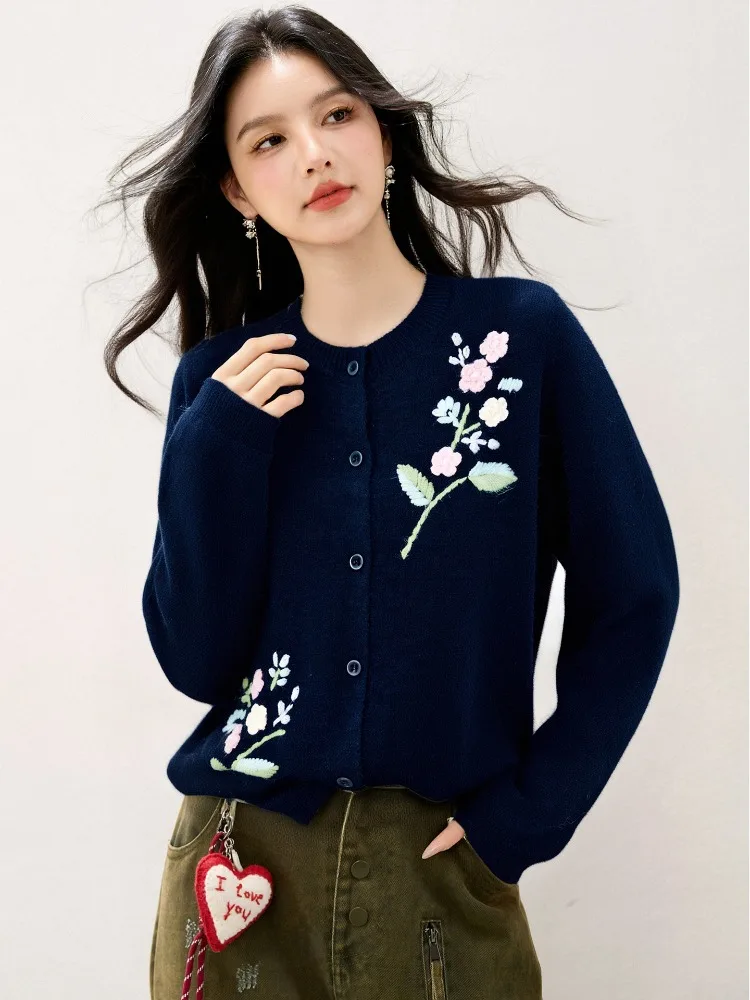 المرأة الأزهار المطرزة سترة 2025 الخريف الشتاء جديد الكورية خمر طاقم الرقبة واحدة الصدر سترة مشغولة من الصوف Mujer القمم