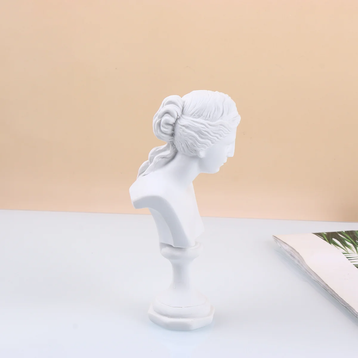 

BESPORTBLE Mythology Sculpture Resin Bust Roman Norse Aphrodite Statue White Decor Figurine Portrait Nordic