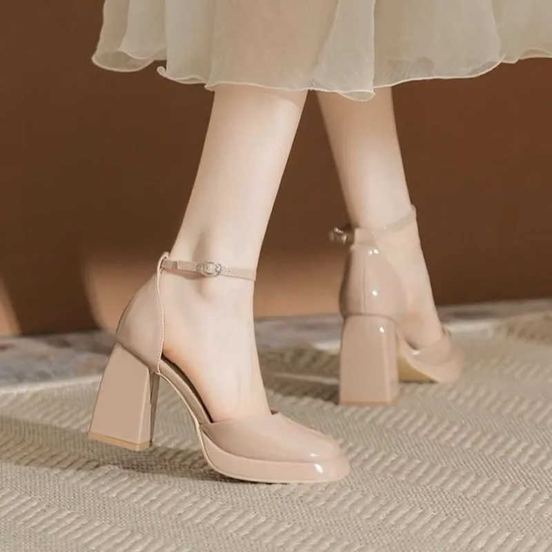 

Closed Shoes Hollow 2024 Platform Heels Brief Pumps Square Toe Chunky Sandals Latest Footwear Shallow Mouth Straps Fine Beige