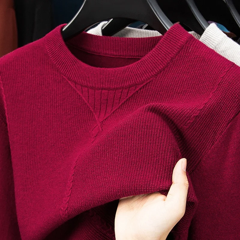 Mens Luxury Knitted Sweater Round Neck Long Sleeve Solid Color Pullover Autumn Winter Fashion Casual Classic Versatile Mens Wear