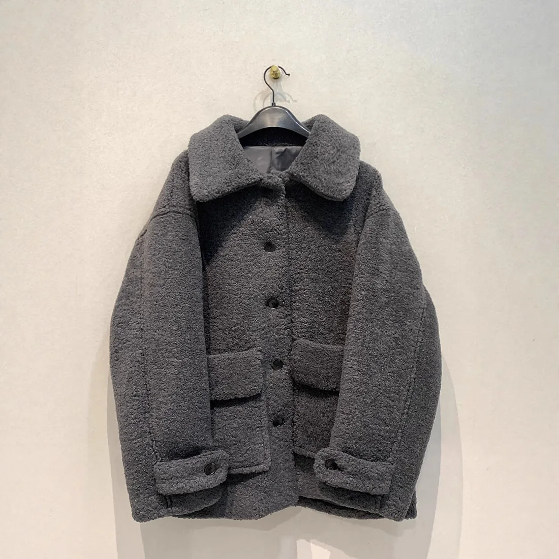 2025 Autumn and Winter New Women's Fur Coat Loose Commuting Workwear Jacket