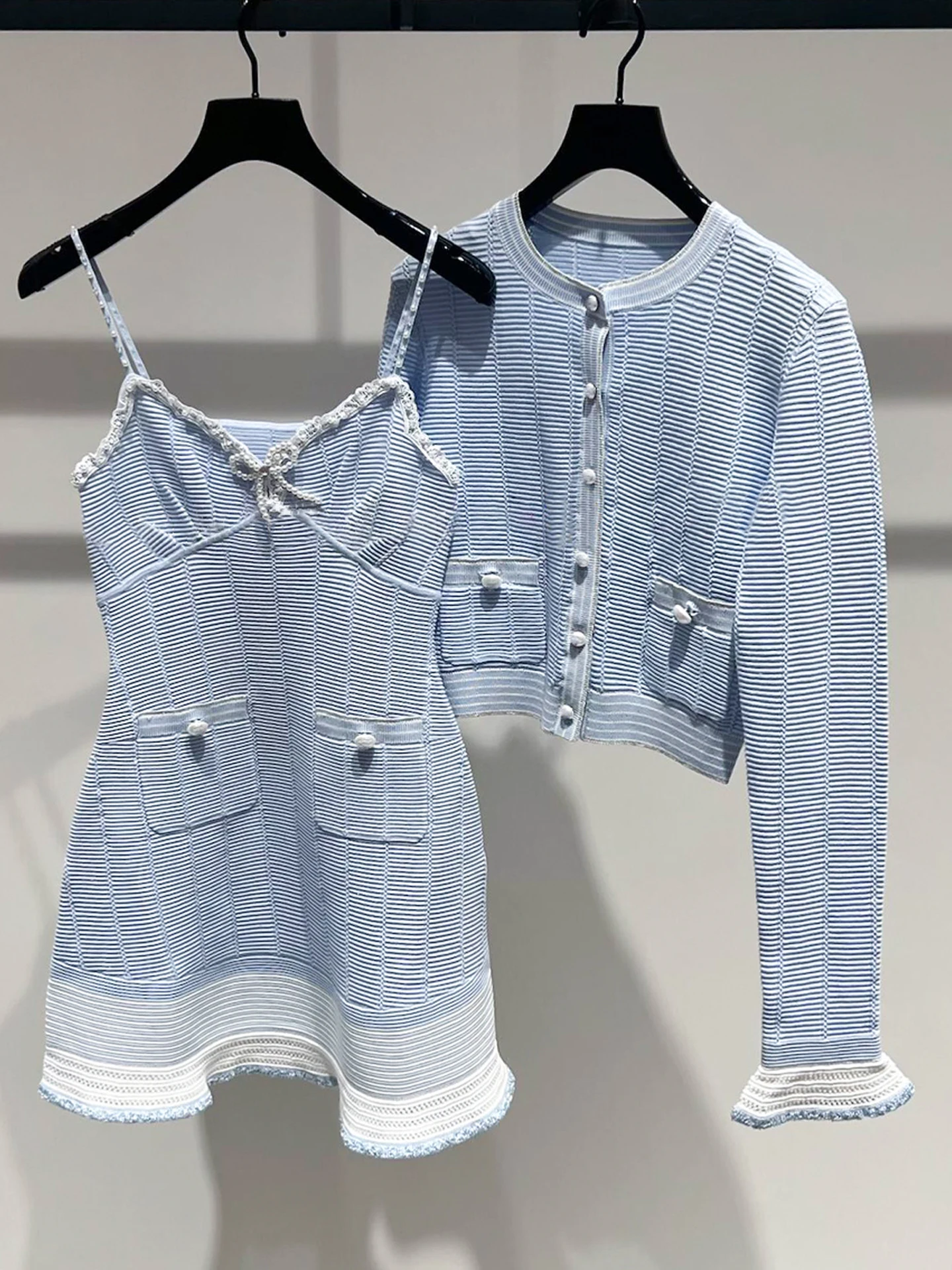 

High-End Spring Knitted Sleeveless Dress Set with Beads And Flared Sleeves Fashionable Commute Style Polyester Fiber round Neck
