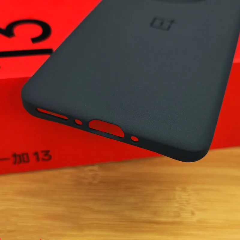 Oryginalne etui na telefon OnePlus 13, ultracienkie, miękkie, odporne na wstrząsy, matowe, gumowe, chroniące przed odciskami palców, funda. — zdjęcie produktu 5