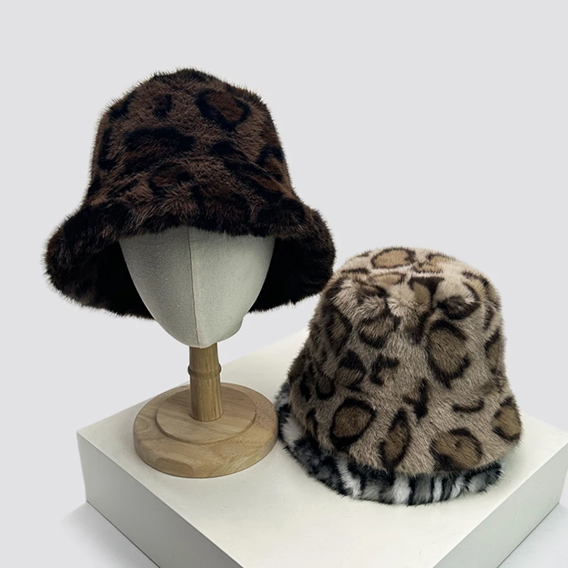 

Autumn and Winter New Women Leopard Print Retro Plush Bucket Hats Warm Korean Sunshade Casual Fisherman Caps Fashion Versatile