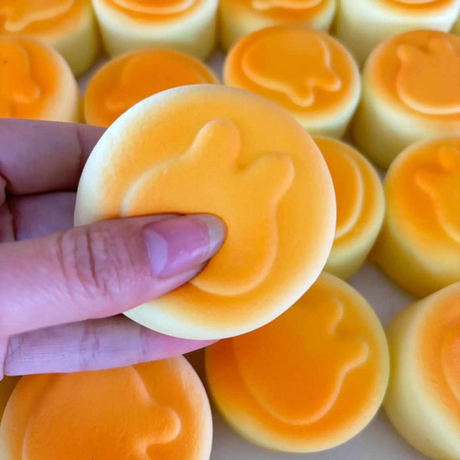 Torta da spremere giocattolo rimbalzo flessibile gioco agitarsi strumento sensoriale antistress per uomini donne amici studenti viaggi in ufficio a casa