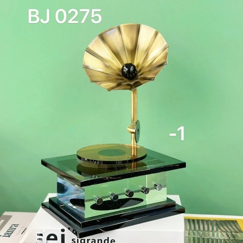 Simple modern crystal retro phonograph soft decoration living room desktop decoration metal ornament
