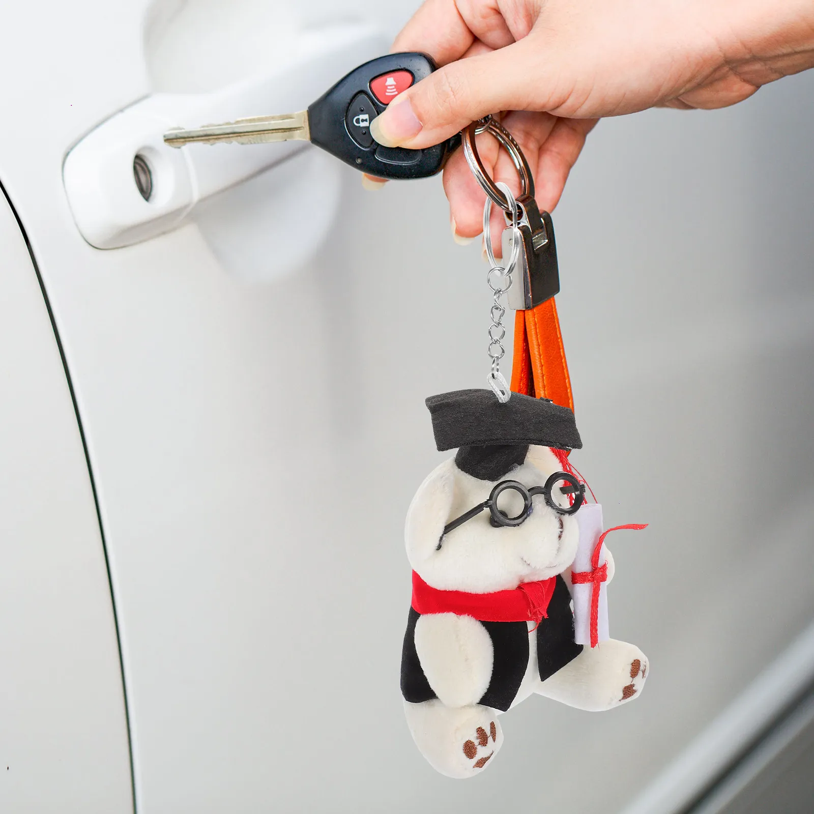 

Брелок для выпускников с милым мультяшным медведем, подвеска для сумки, подарок на выпускной, украшение для вечеринки